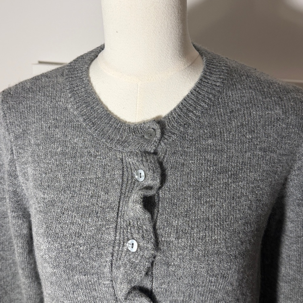 NWOT Anthropologie S Grey and Pink Ruffled Cardigan - Picture 3 of 11